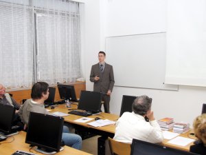 J.Strnsk