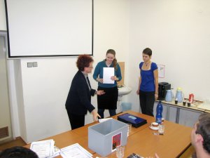 E.Janouchová a E.Myšáková - předávání diplomů